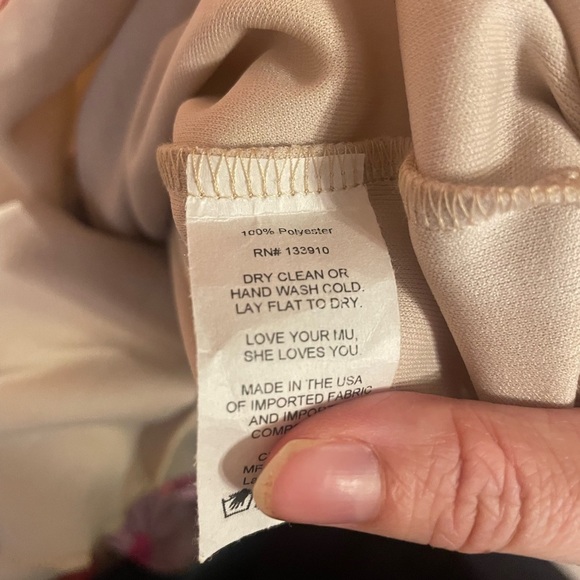 Show me your mumu lane midi dress in fun pink floral print Fun side cutouts M - Picture 8 of 10